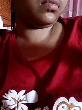 Snapshot of Hot-Kareena chatting on 04.04.26 Hot-Kareena online show from 04.04.26