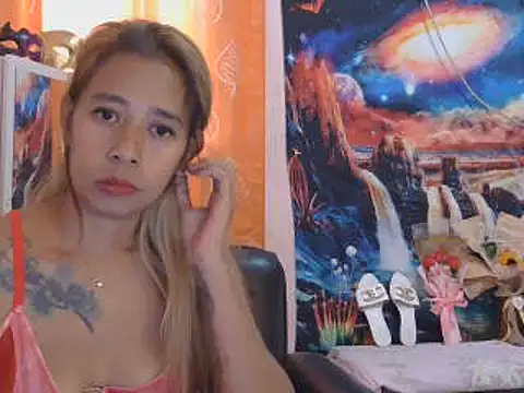 Snapshot of morena231994 chatting on 04.13.26 morena231994 online show from 04.13.26