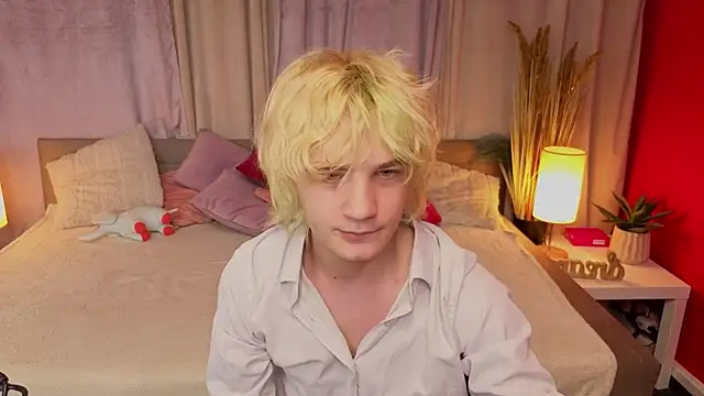 JameMilann online show from 04.18.26