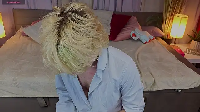JameMilann online show from 04.30.26