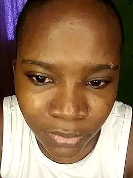 Snapshot of ZaraSavage111 chatting on 04.07.26 ZaraSavage111 online show from 04.07.26