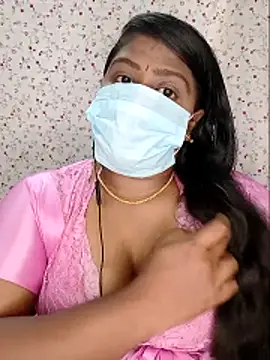 Romantic Woman online show from 05.02.26