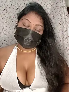 Romantic Woman online show from 05.15.26