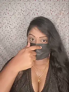 Romantic Woman online show from 06.18.26