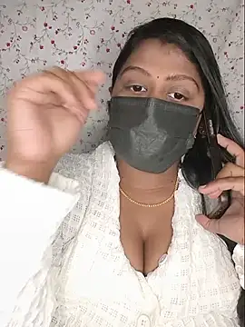 Romantic Woman online show from 06.22.26