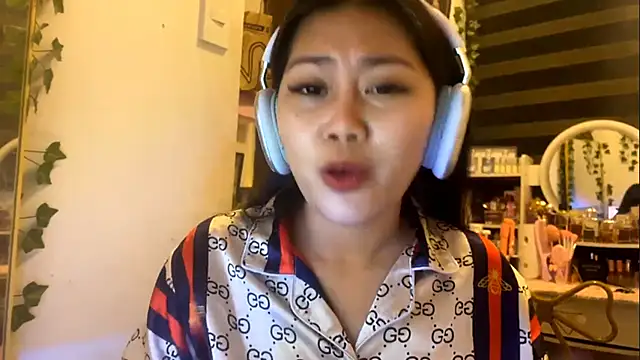 GlindaDejardin online show from 05.17.26