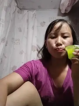 Snapshot of Yo-must chatting on 06.08.26 Yo-must online show from 06.08.26