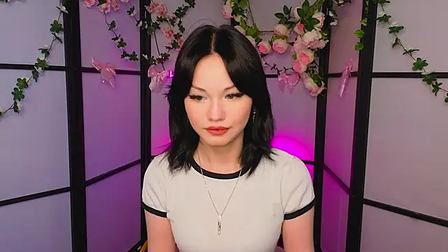 LilySparkls online show from 05.10.26