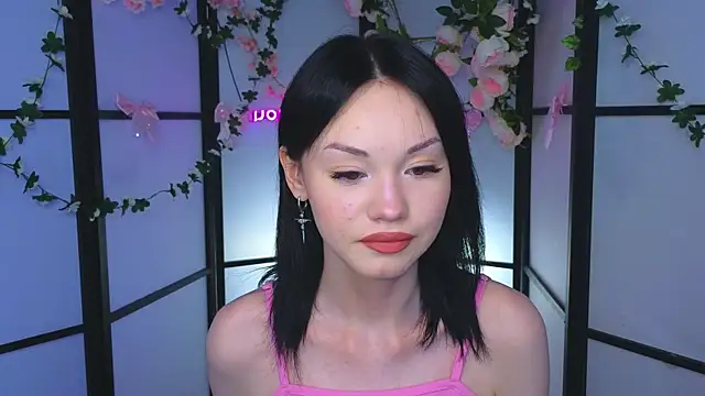 LilySparkls online show from 05.12.26