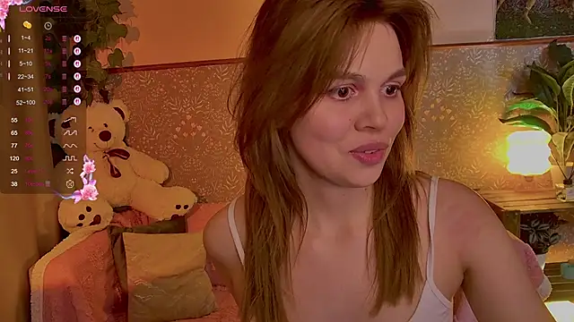 Snapshot of ScarletMarnei chatting on 06.27.26 ScarletMarnei online show from 06.27.26