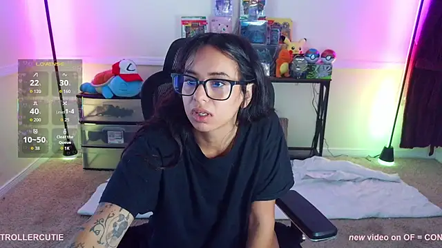 Controllercutie online show from 04.17.26