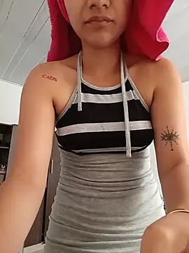 Snapshot of Leticia_Hinkley_ chatting on 05.16.26 Leticia Hinkley online show from 05.16.26