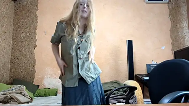 KateVibe 01 online show from 04.21.26