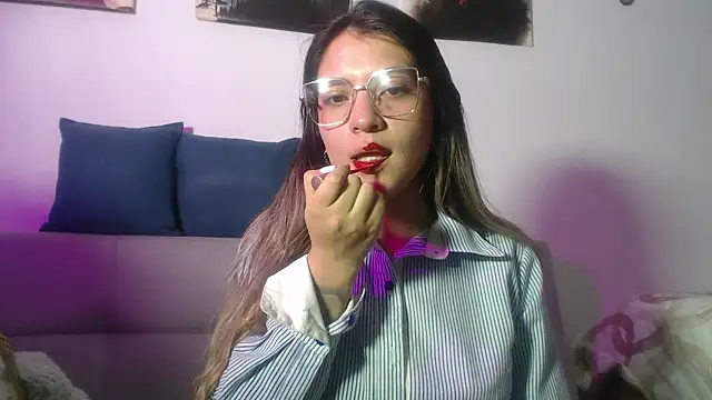 Snapshot of hannajonnes1 chatting on 04.06.26 hannajonnes1 online show from 04.06.26