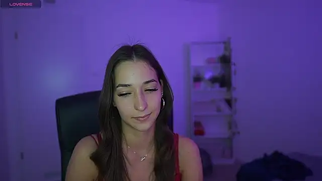 Crystalbrunette18 online show from 04.28.26