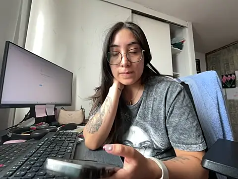 Snapshot of vampiralatina chatting on 06.05.26 vampiralatina online show from 06.05.26