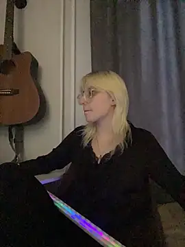 Picxel  online show from 04.07.26