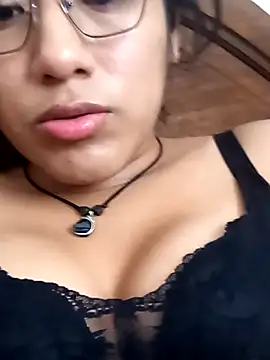 Snapshot of mary_rivamontan chatting on 05.29.26 mary rivamontan online show from 05.29.26