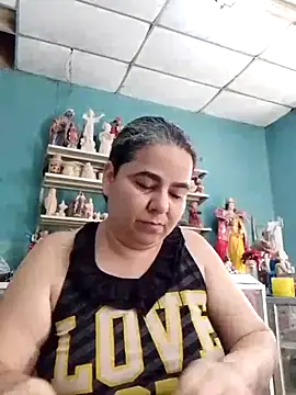 Snapshot of Golositadeamor chatting on 06.15.26 Golositadeamor online show from 06.15.26