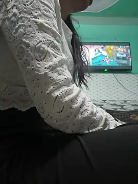 Snapshot of Taniya010 chatting on 04.06.26 Taniya010 online show from 04.06.26