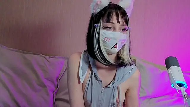 LunaNyanmi online show from 06.26.26
