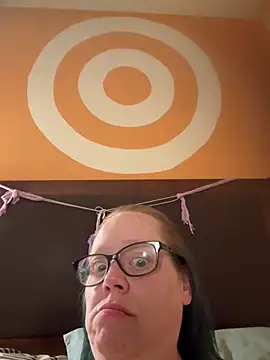 SlayNPlay online show from 04.25.26