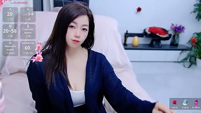 Snapshot of Millin-Mi chatting on 04.24.26 Millin-Mi online show from 04.24.26