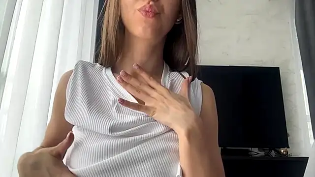 BrandyNorthcott online show from 04.10.26