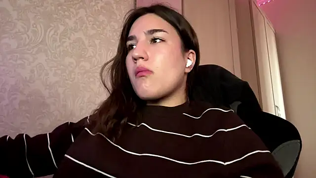 Mary Nitherson online show from 04.15.26