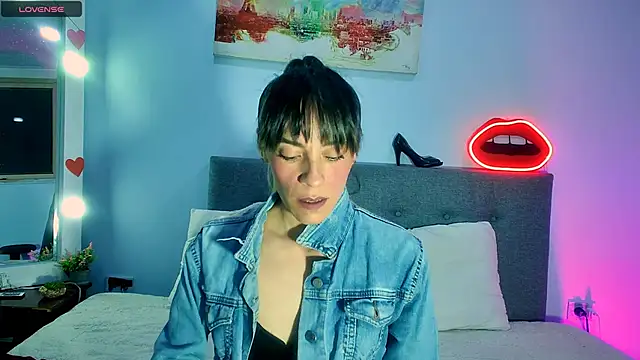 Snapshot of Lorena_sweet33 chatting on 05.21.26 Lorena sweet33 online show from 05.21.26