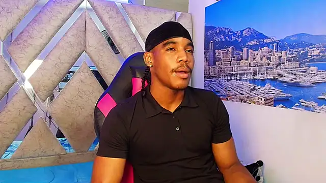 Snapshot of axel_silva4 chatting on 06.23.26 axel silva4 online show from 06.23.26