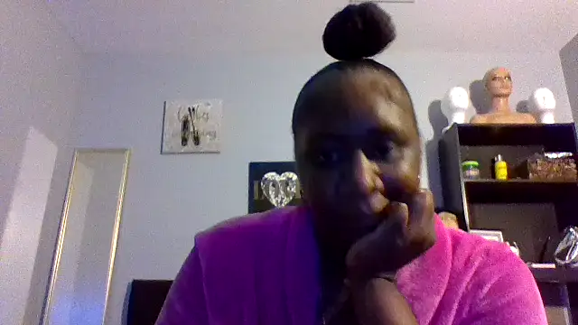 Snapshot of amberchill26 chatting on 04.28.26 amberchill26 online show from 04.28.26