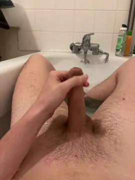 Snapshot of maxd2 chatting on 04.11.26 maxd2 online show from 04.11.26