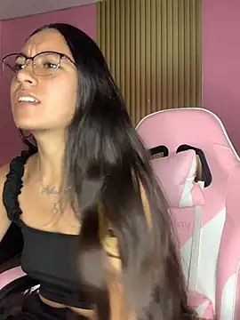 DulceLatinaxo online show from 06.25.26