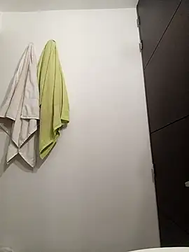 Solange 686 online show from 04.27.26