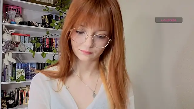 Lilyrin online show from 05.11.26