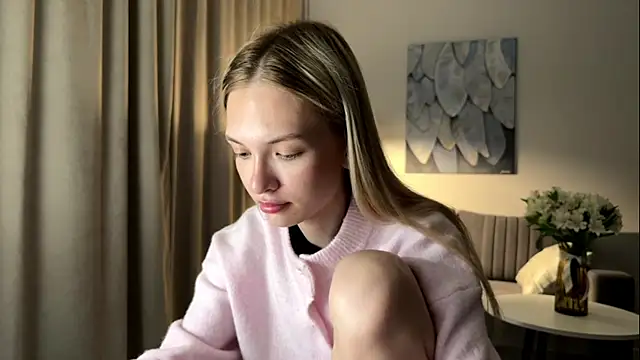 EvelineMolima online show from 04.17.26