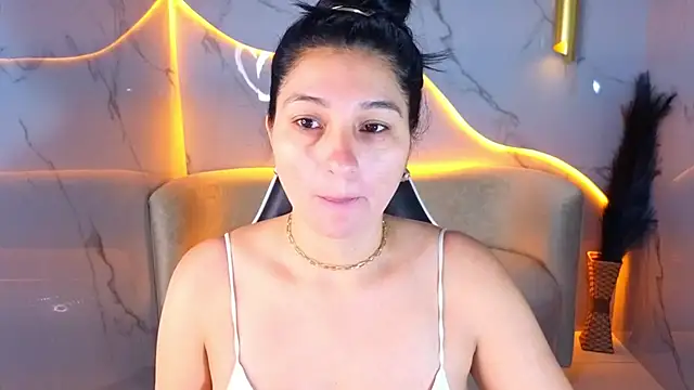 Snapshot of Alisson_tx_ chatting on 05.15.26 Alisson tx online show from 05.15.26