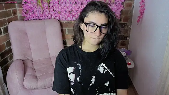 Snapshot of darknesscosplayer56 chatting on 04.07.26 darknesscosplayer56 online show from 04.07.26