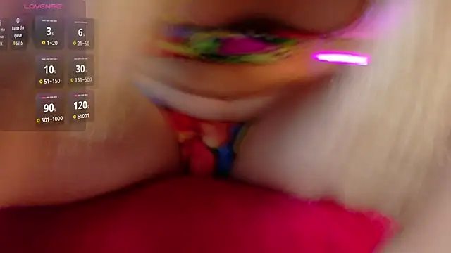 niiky doll online show from 04.15.26