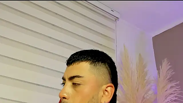 Alexander Diazz online show from 05.13.26