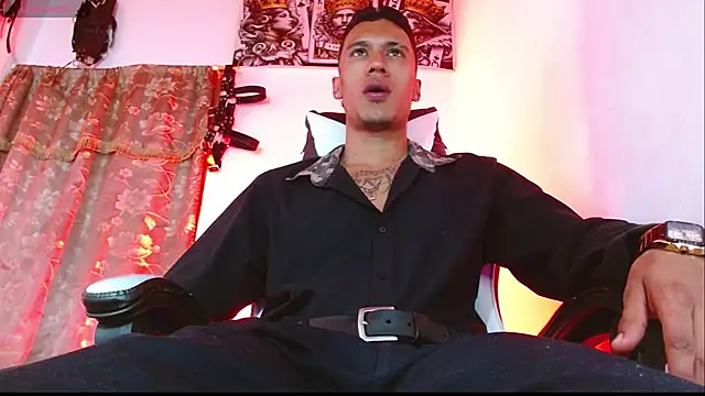 DARK BLACK 0 online show from 05.22.26