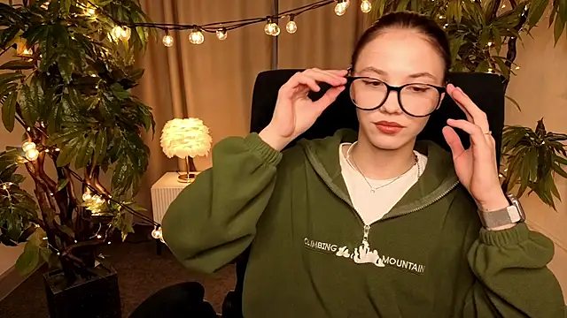 MaryFlorez online show from 04.10.26