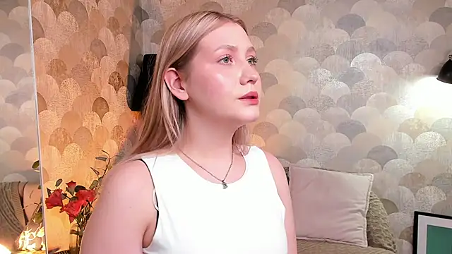 Emilicious online show from 04.19.26