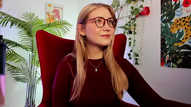 Emilicious online show from 05.15.26