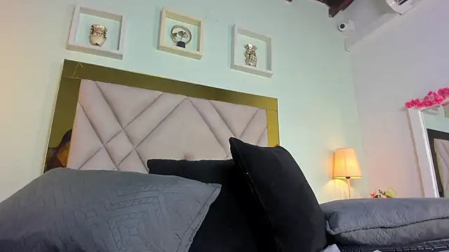 sabrina xoxo online show from 05.26.26
