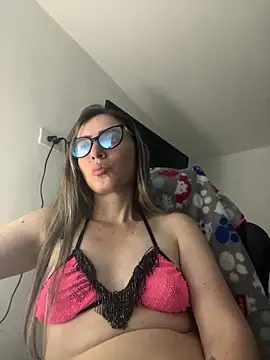 BellaTxM  online show from 04.21.26