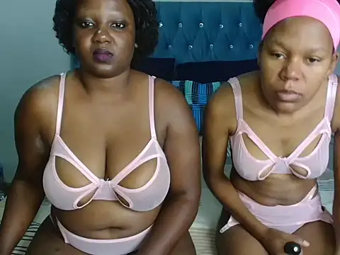 YourWifeyLily online show from 05.13.26