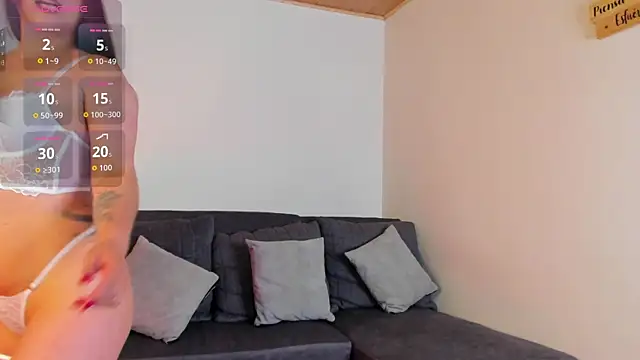 Elliee e online show from 05.25.26