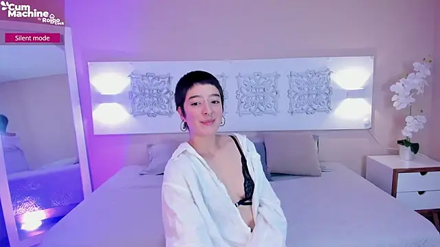Snapshot of Atheena__ chatting on 05.18.26 Atheena online show from 05.18.26